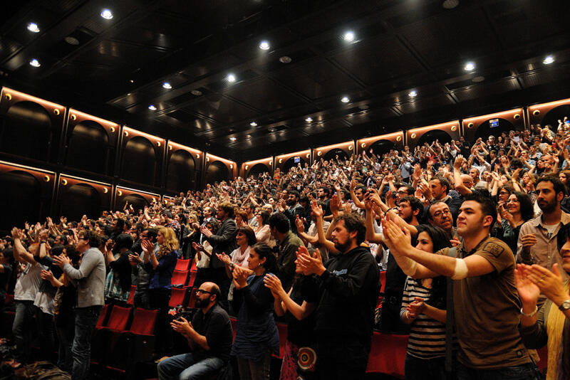 audience-applause.jpg