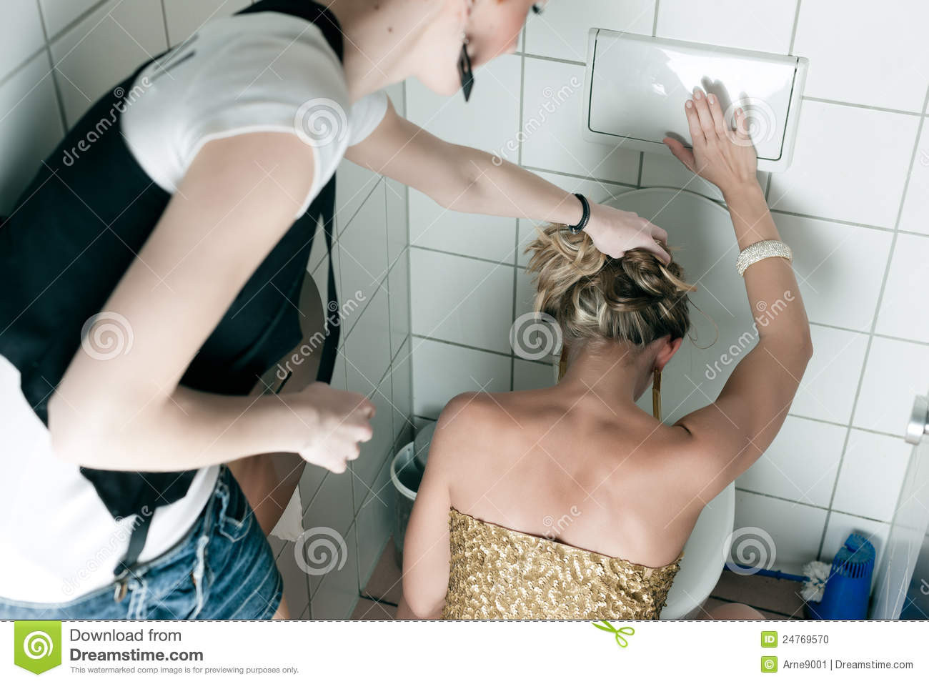 woman-throwing-up-toilet-24769570.jpg